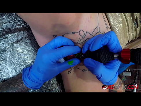 ❤️ tattooed ທີ່ສຸດ Hottie Sully Savage ໄດ້ຮັບ tattoo ສຸດ clitoris ຂອງນາງ ຮູບໂປ້ທາງຮູທະວານ ທີ່ lo.teencumpot.ru ❤